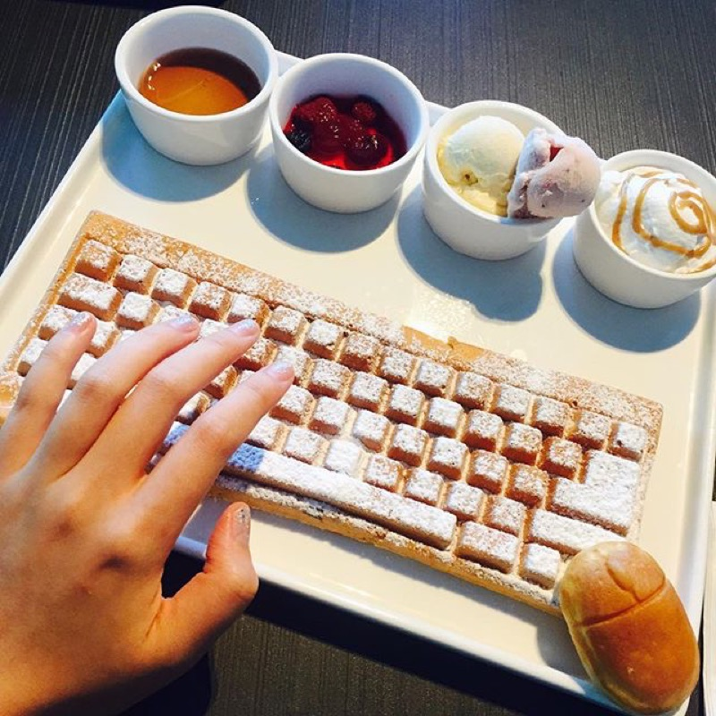 Illustration for article titled WASD? This Keyboard Is WAFFLES